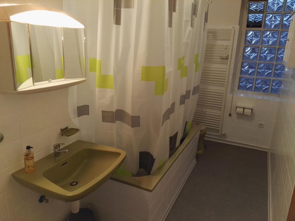 Zu Hause Bei Freunden Apartamento Dortmund Exterior foto