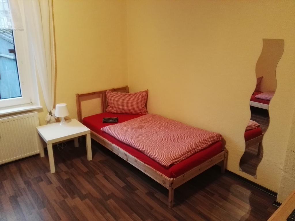 Zu Hause Bei Freunden Apartamento Dortmund Exterior foto